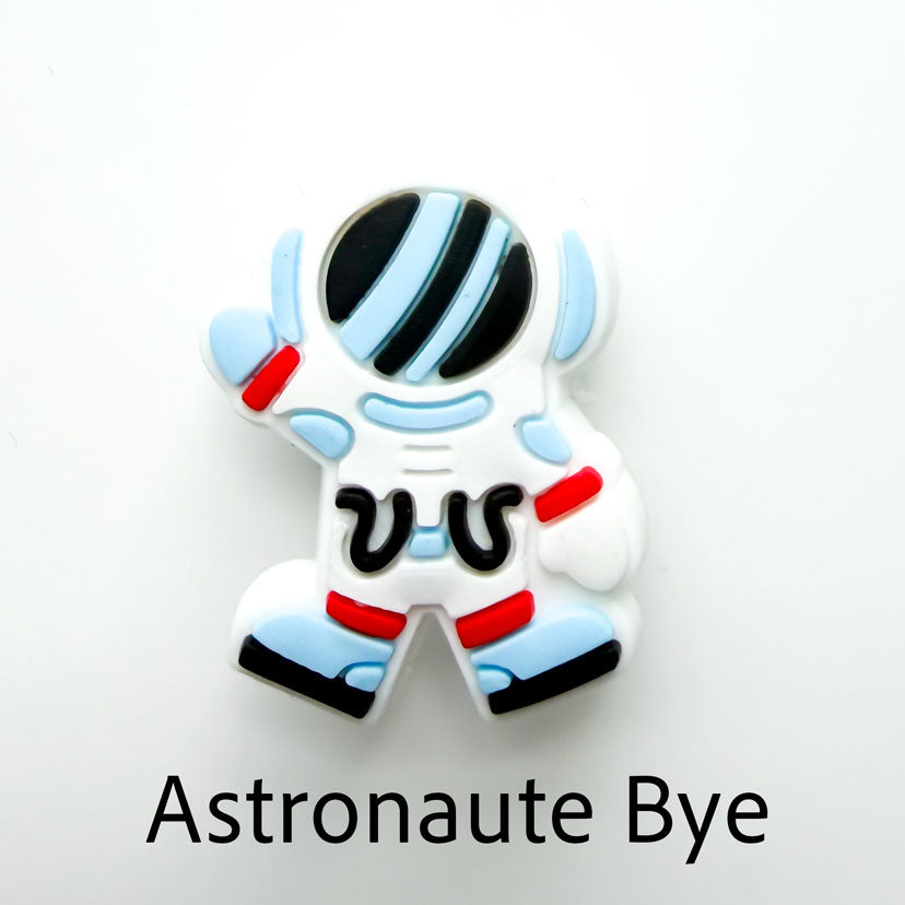 1 breloque Espace au choix
