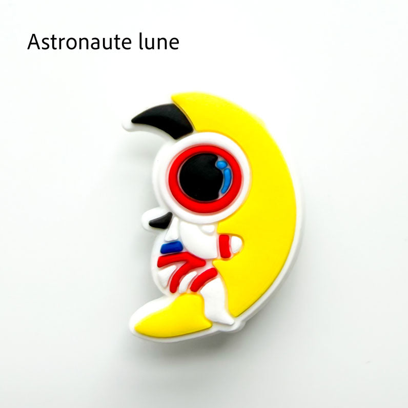1 breloque Espace au choix