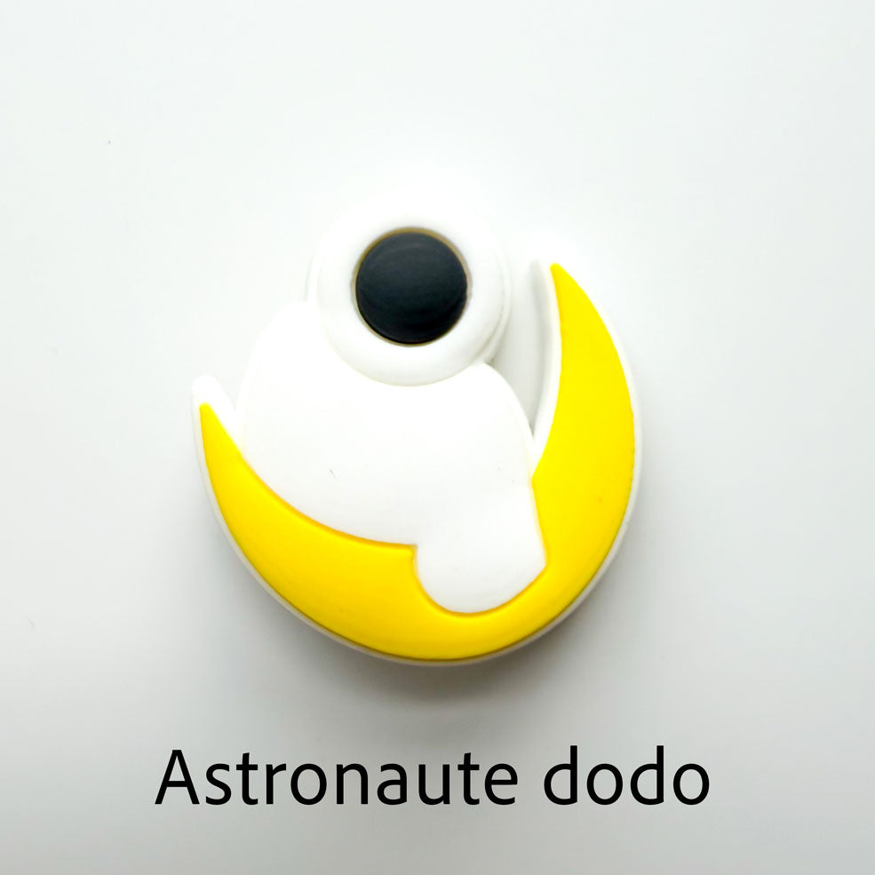 1 breloque Espace au choix