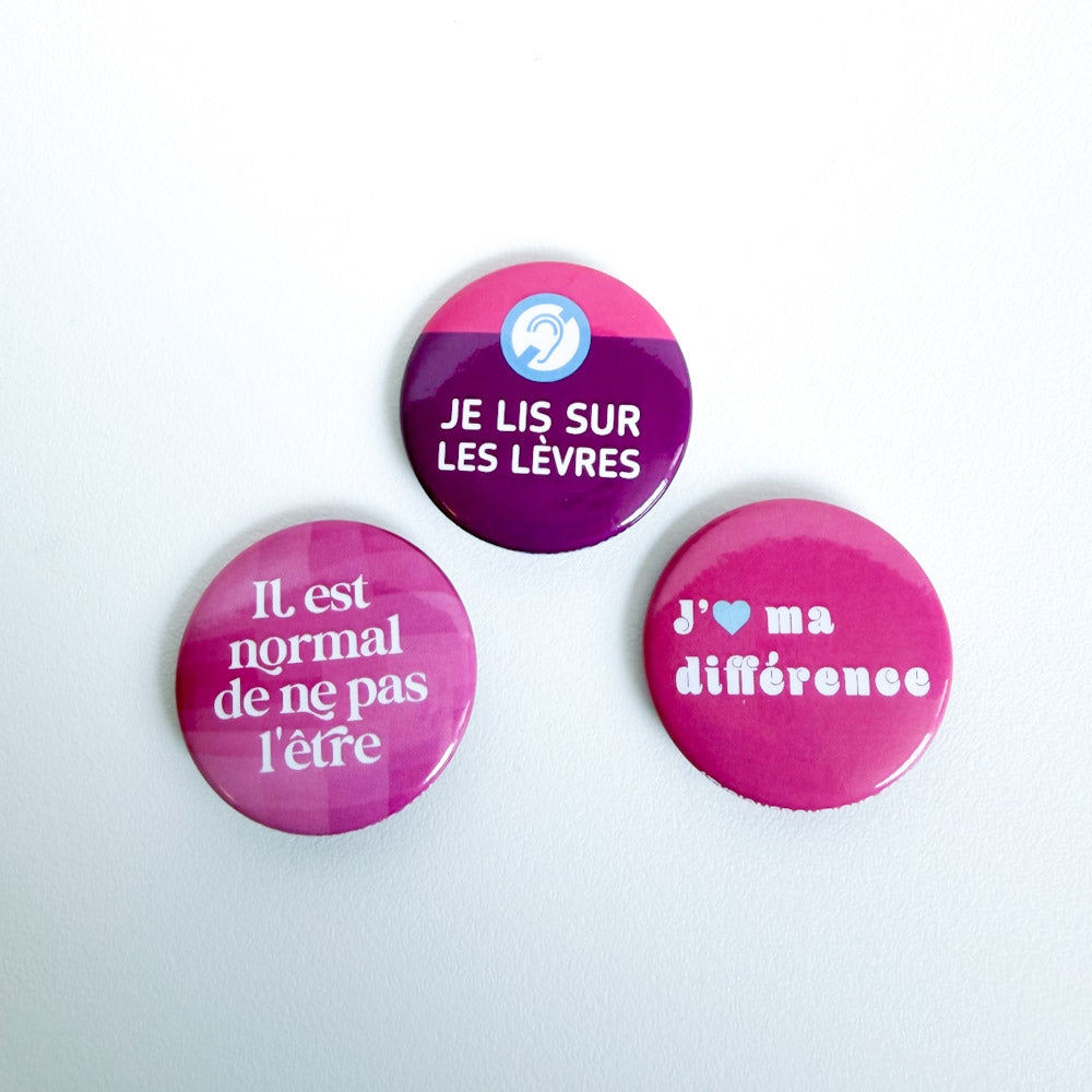 Trio badges : Je lis sur les lèvres