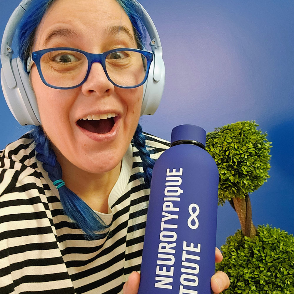 Gourde 750 ml - Toucher doux - Pas neurotypique pantoute