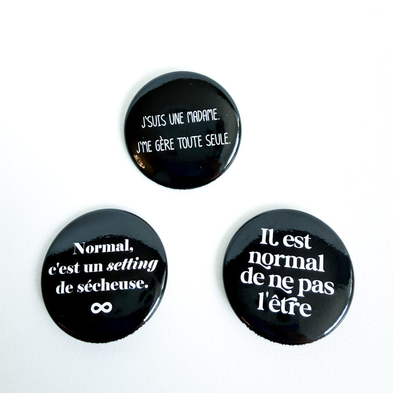 Trio badges - Une madame différente