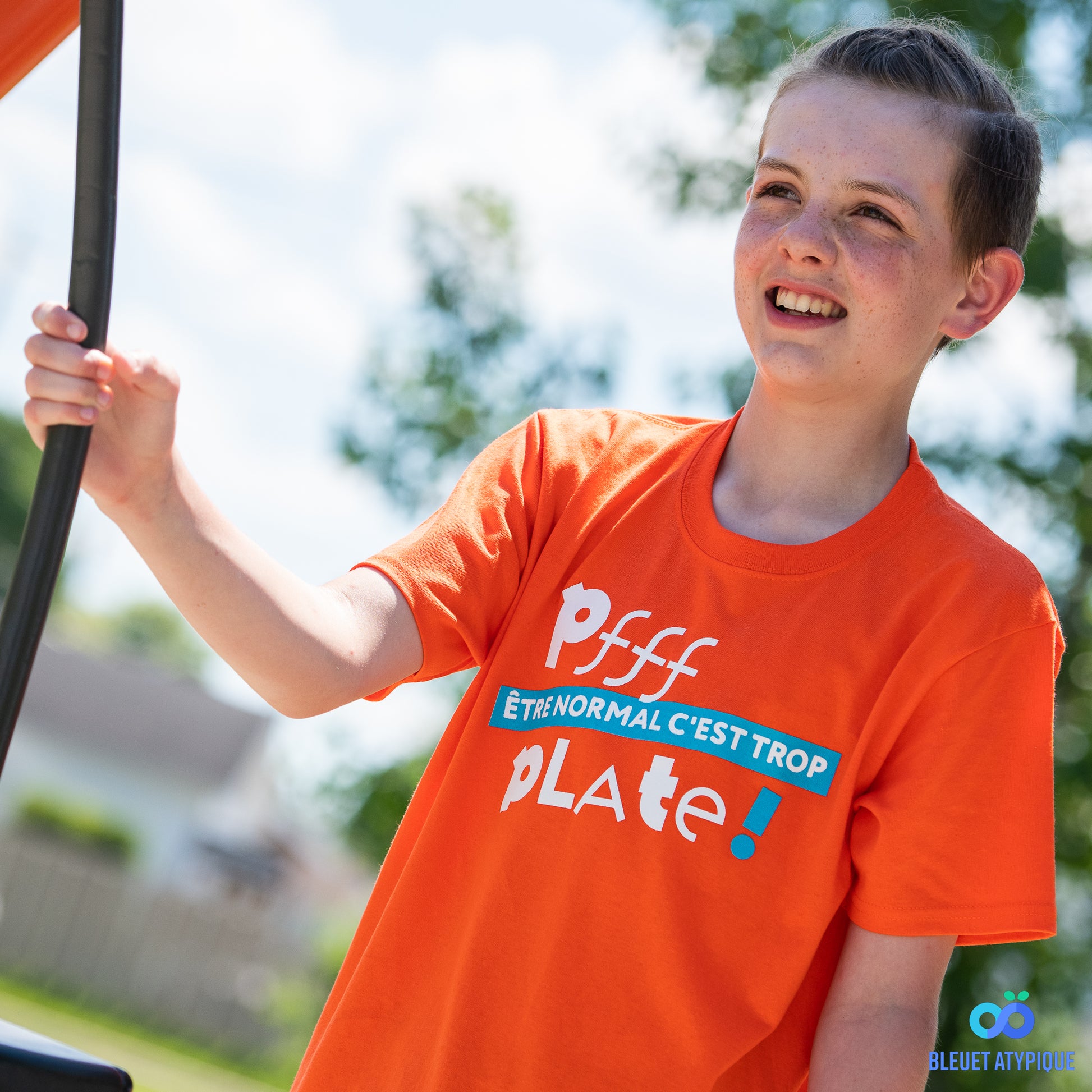 T-shirt pour enfant - Être normal, c'est trop plate (orange)