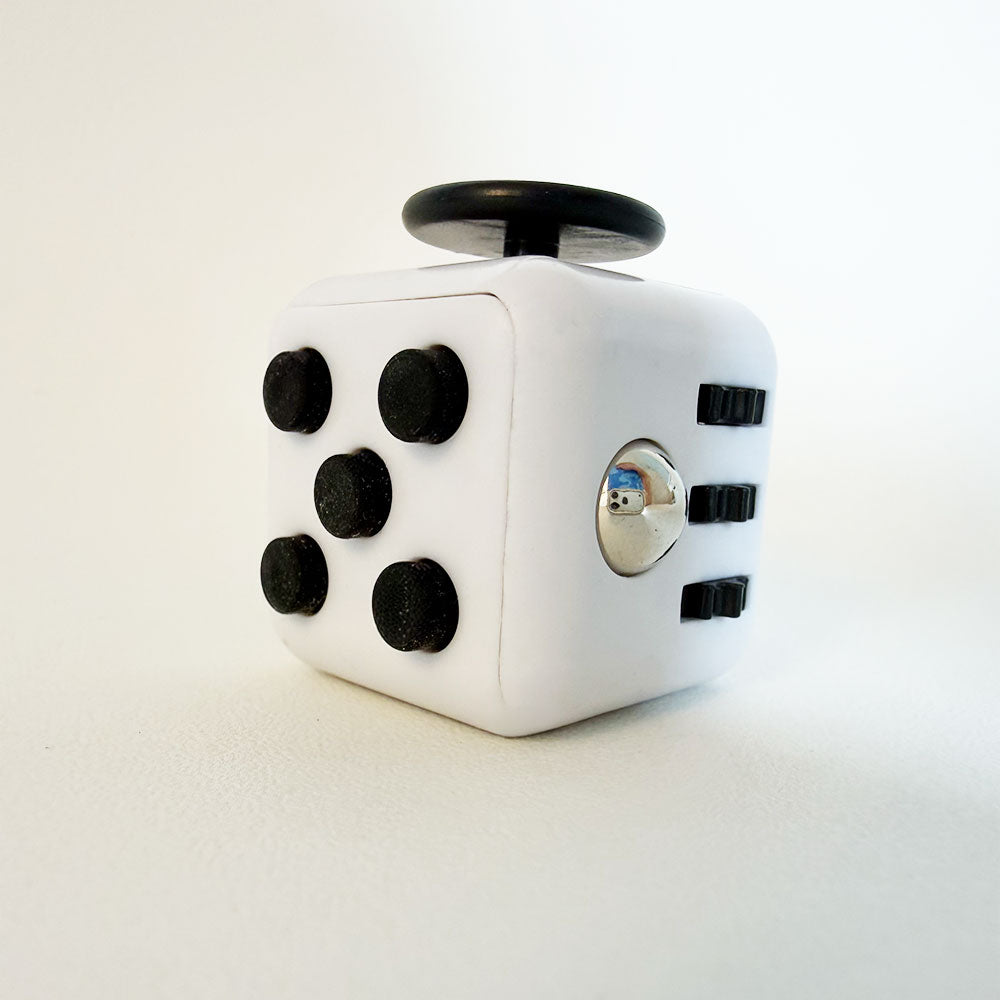 Cube fidget multi-fonction