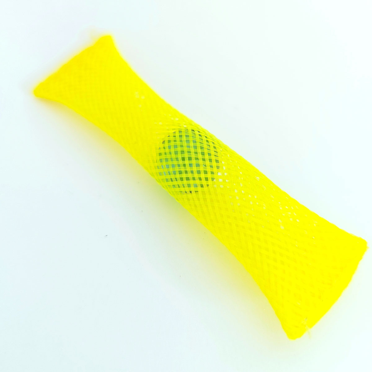 Tubes de nylon avec bille