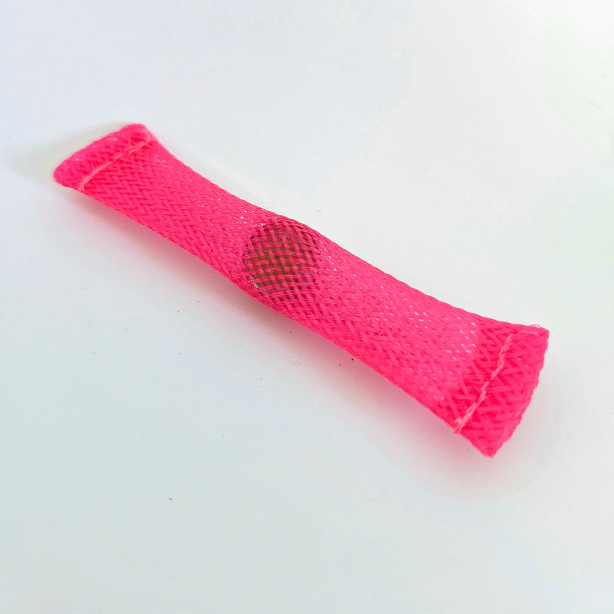 Tubes de nylon avec bille